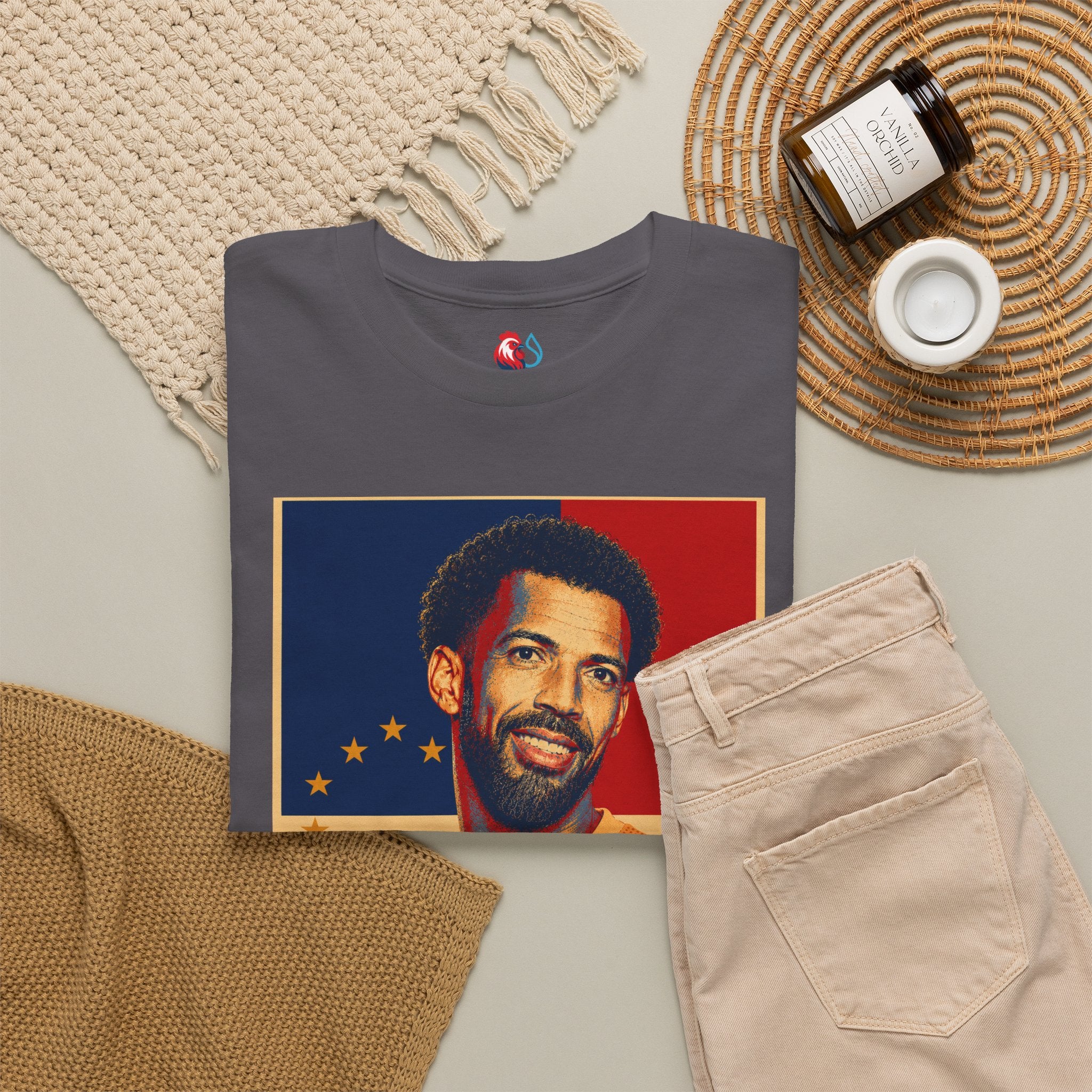 Vozinha Soccer Tee — Retro Player Poster Design