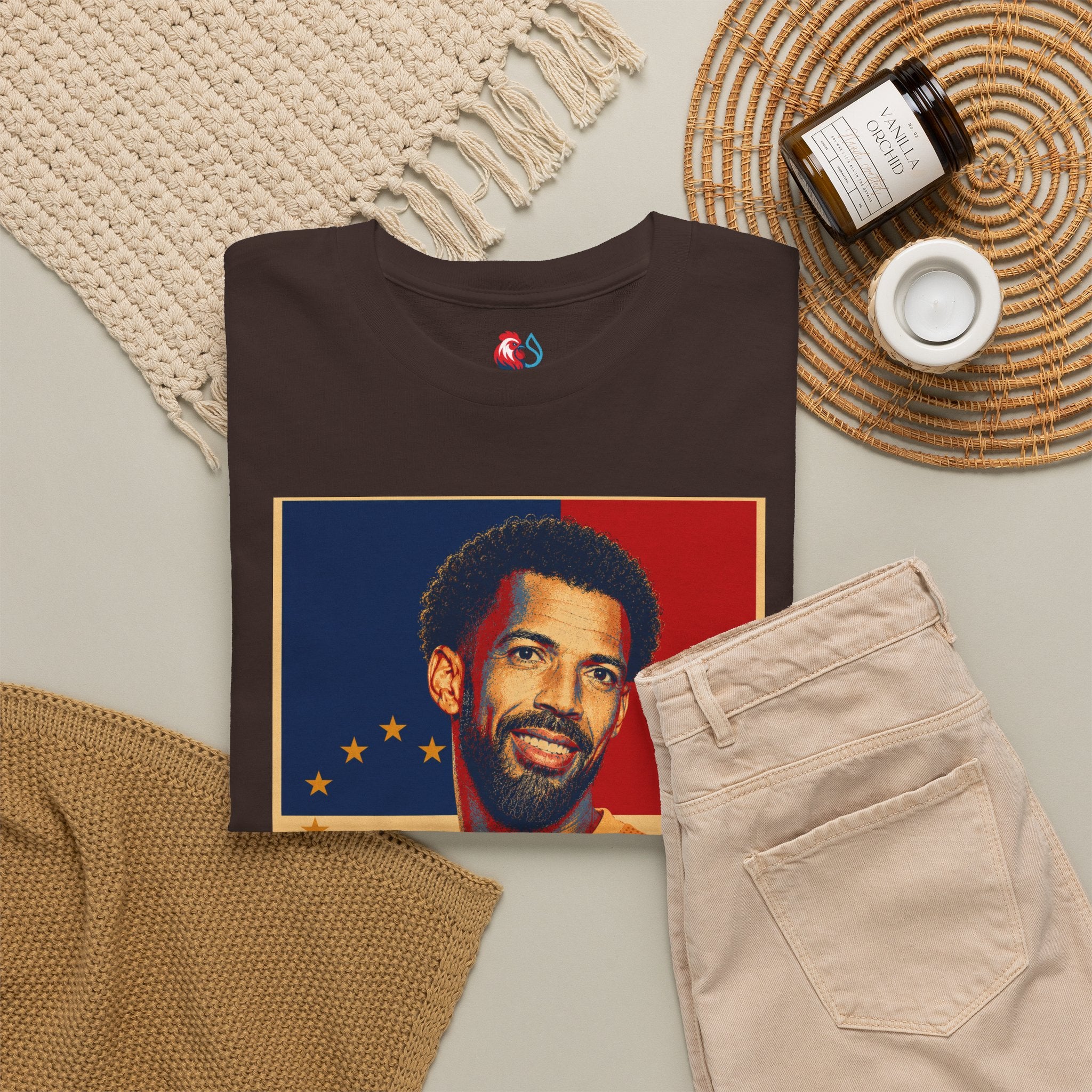 Vozinha Soccer Tee — Retro Player Poster Design