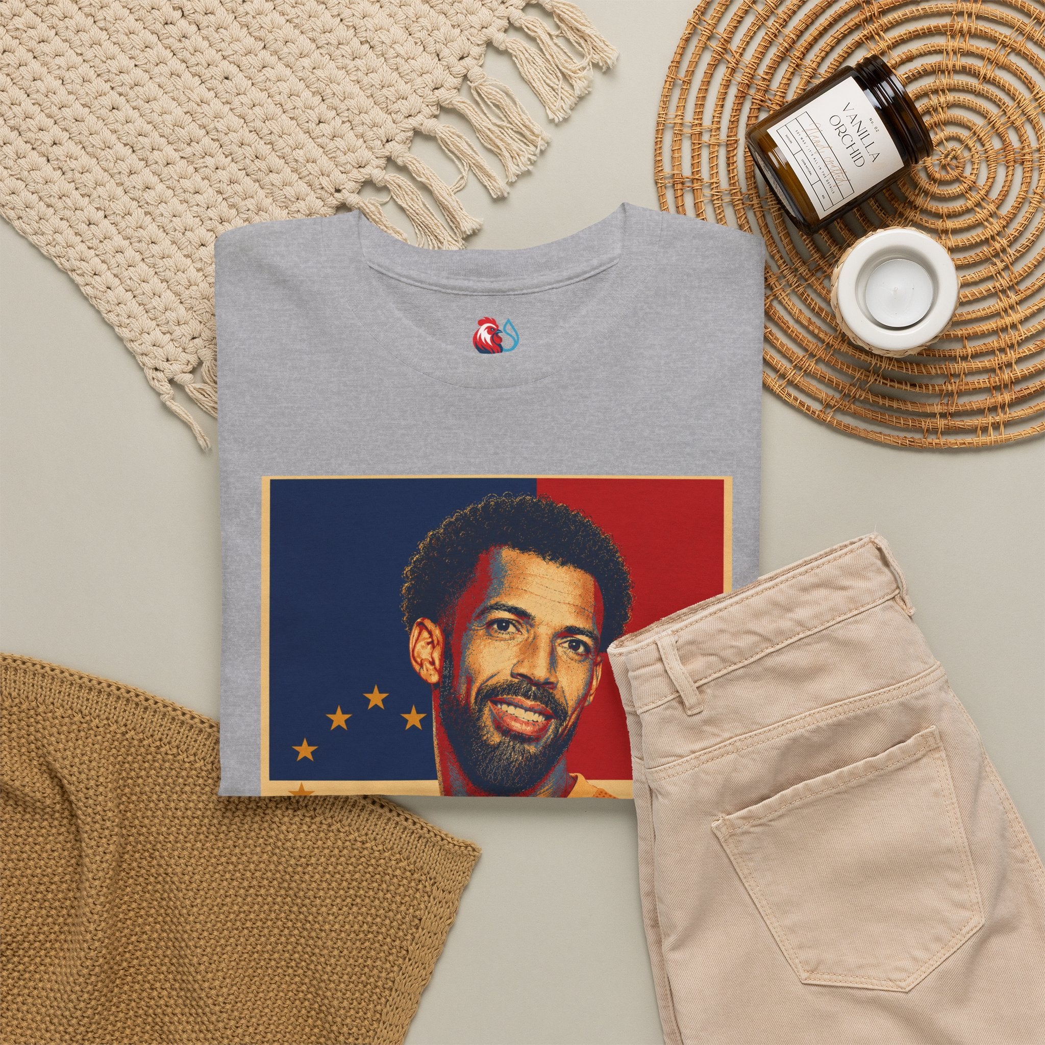 Vozinha Soccer Tee — Retro Player Poster Design